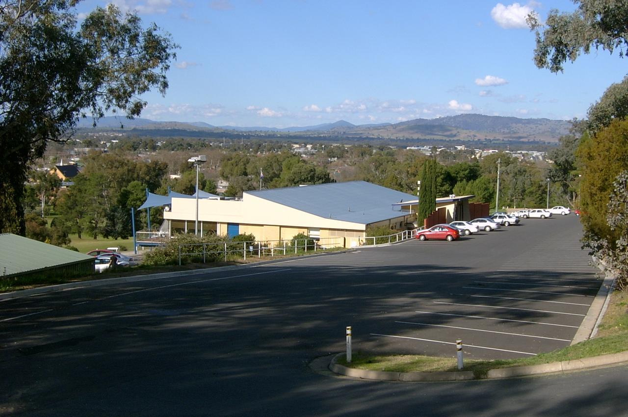 Commercial Golf Resort Albury Buitenkant foto