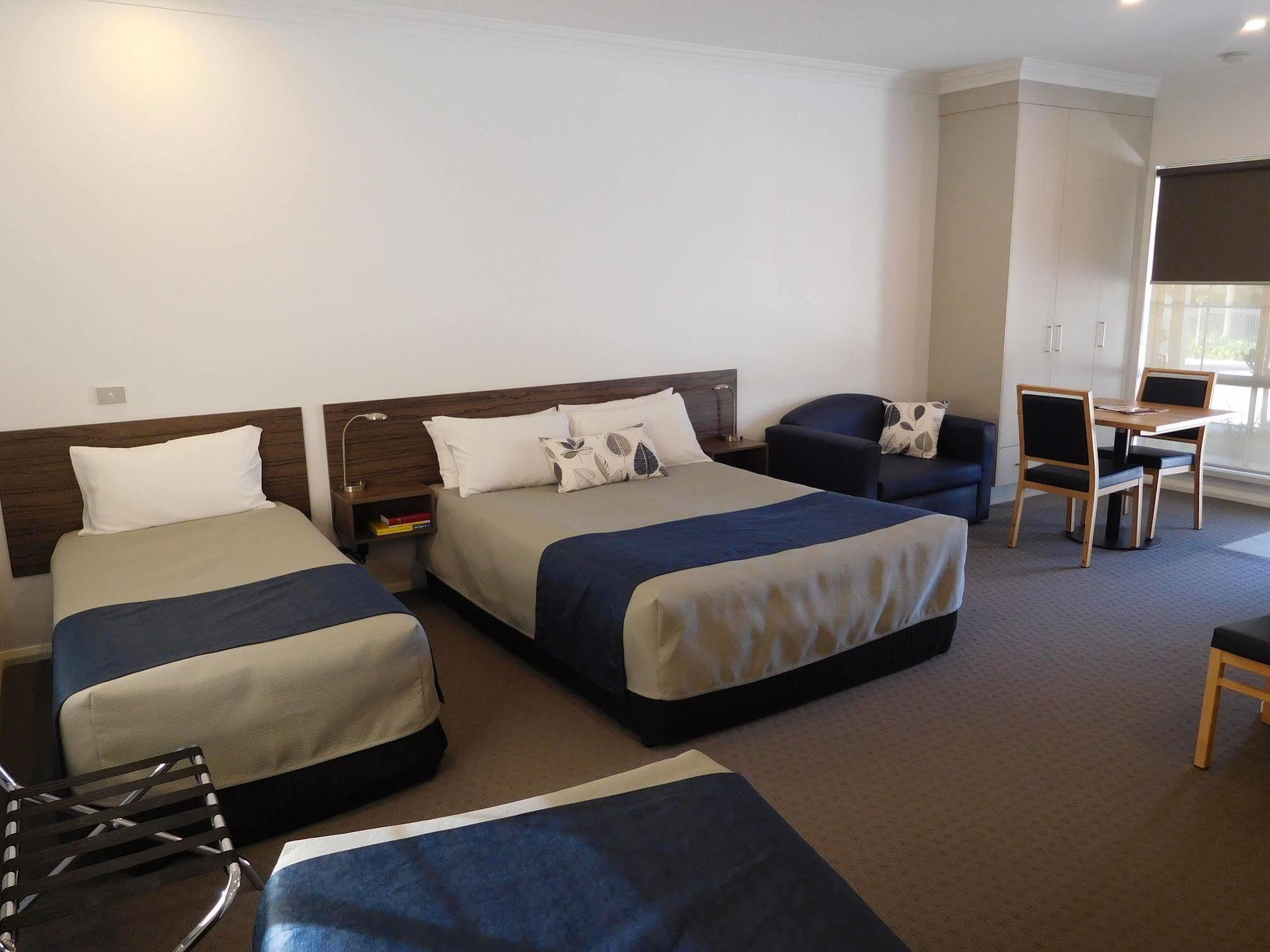 Commercial Golf Resort Albury Buitenkant foto